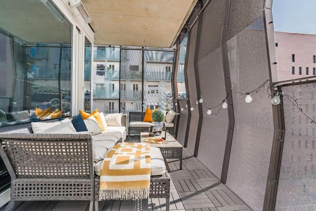 Spacious Modern 2Br Apartment At Central Oslo Barcode Exterior foto