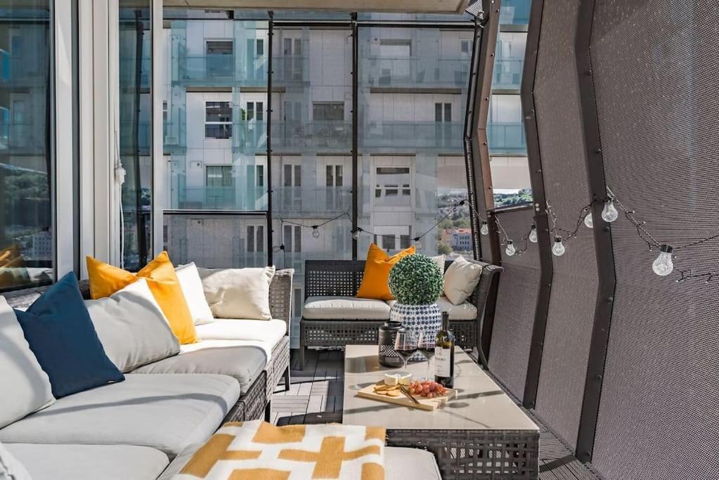 Spacious Modern 2Br Apartment At Central Oslo Barcode Exterior foto
