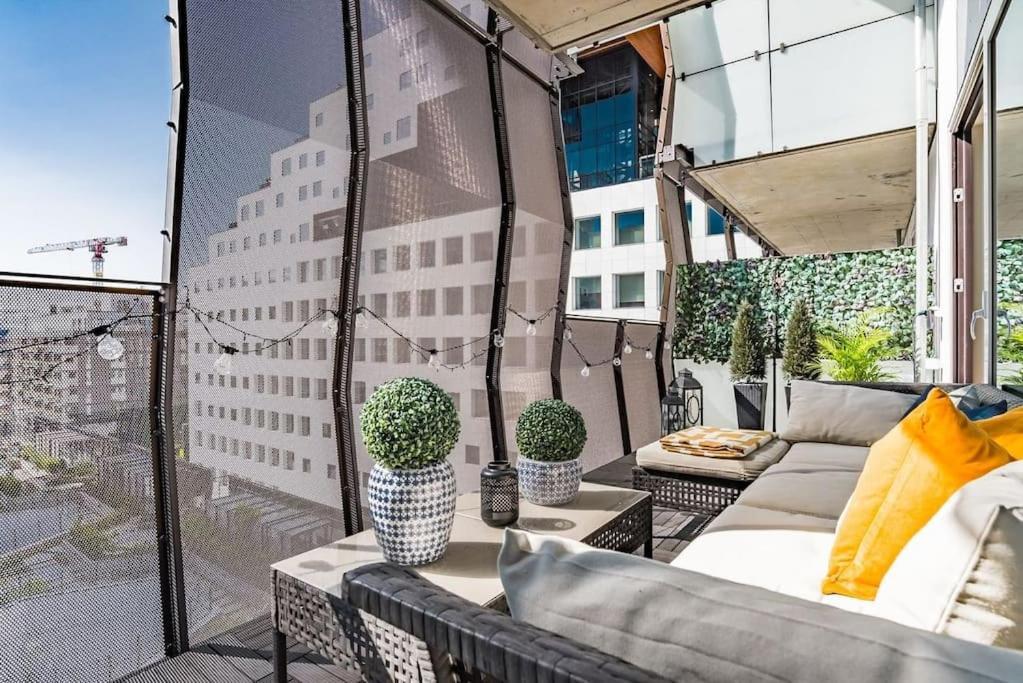 Spacious Modern 2Br Apartment At Central Oslo Barcode Exterior foto
